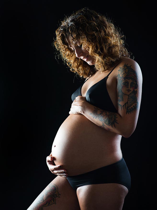 Fotografía de mujer embarazada